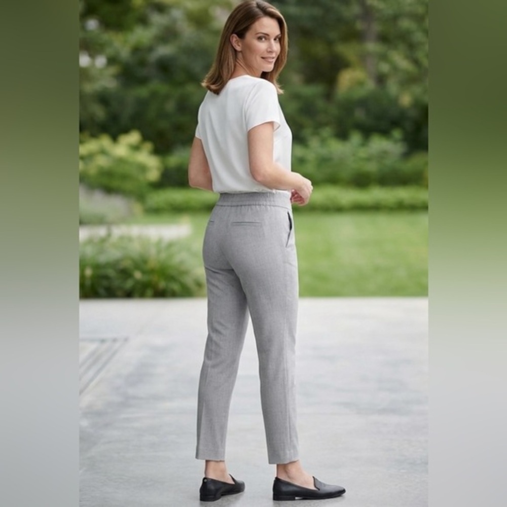 Hilary Radley Women's Elastic Waist Pull On Pants NWT